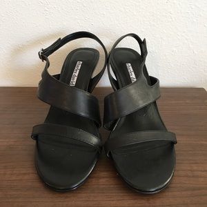 NEW Charles David Heels